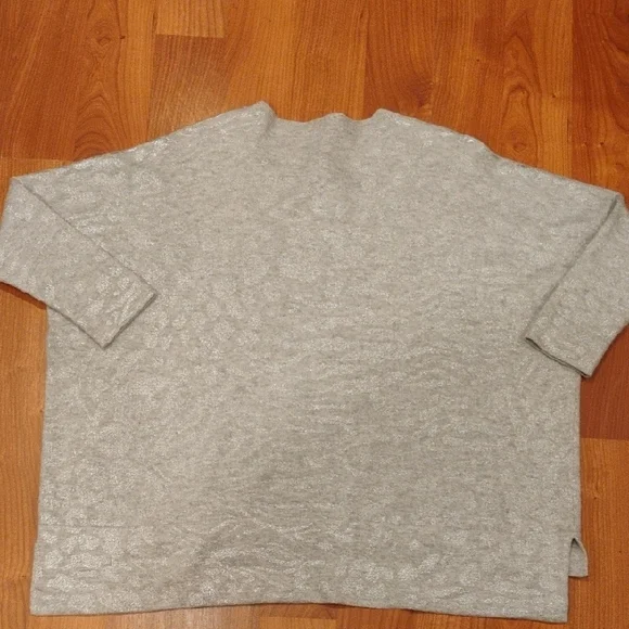 Autumn Cashmere Gray Sweater - Picture 7 of 9